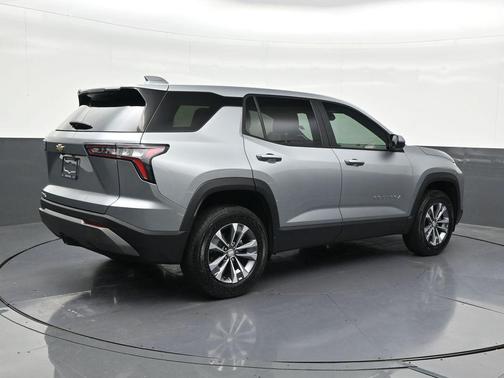 Sterling Gray Metallic 2026 Chevrolet Equinox 1LT