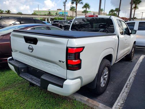 2024 Nissan Frontier SV
