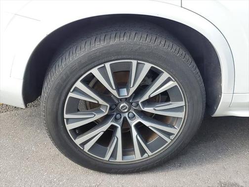 2020 Volvo XC90 T5 Momentum