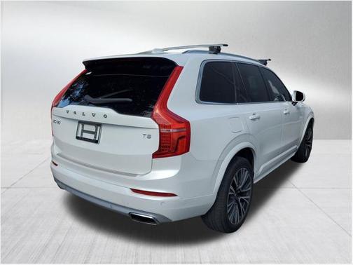 2020 Volvo XC90 T5 Momentum