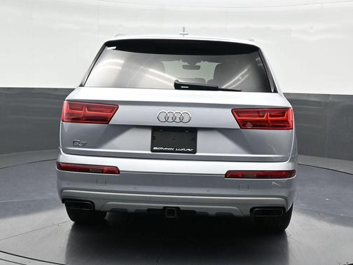 2019 Audi Q7 55 Premium Plus