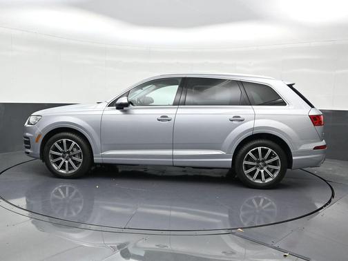 2019 Audi Q7 55 Premium Plus