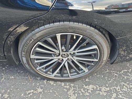 2024 Lexus ES 350 Base