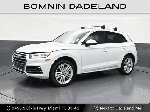 White 2020 Audi Q5 quattro