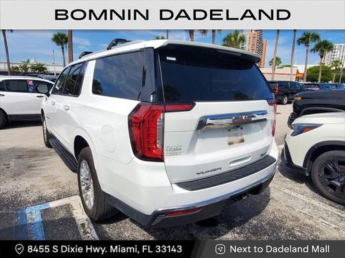 2023 GMC Yukon XL SLT