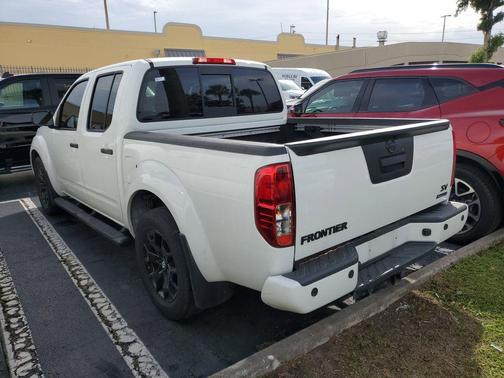 2021 Nissan Frontier SV