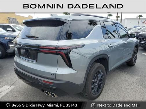 2024 Chevrolet Traverse LT