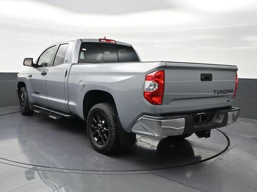 Cement 2020 Toyota Tundra SR5