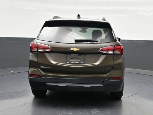 Bronze Metallic 2023 Chevrolet Equinox 1LT
