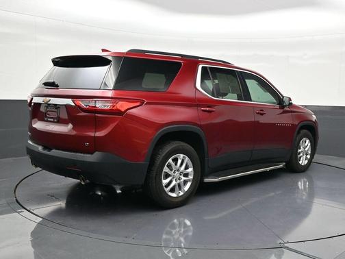 2021 Chevrolet Traverse LT