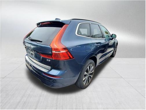 2023 Volvo XC60 B5 Core