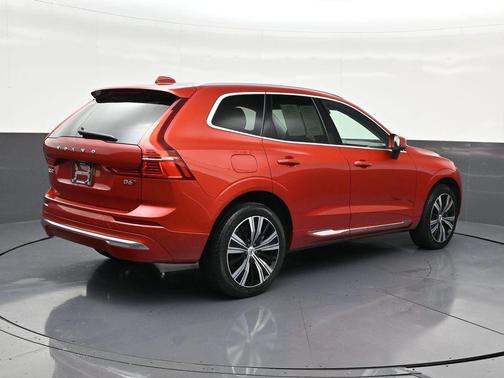 2022 Volvo XC60 B6 Inscription