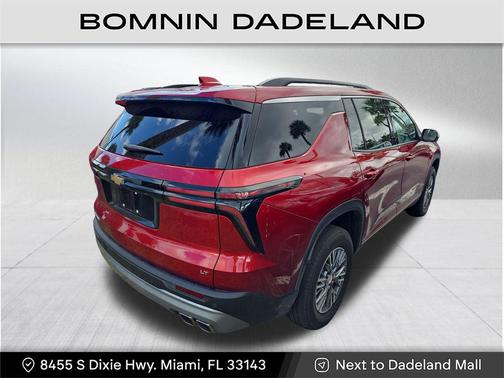 2024 Chevrolet Traverse LT