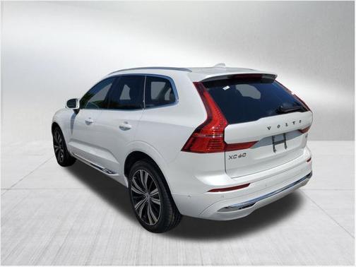 2022 Volvo XC60 B6 Inscription