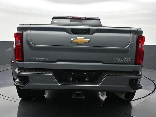2025 Chevrolet Silverado 3500 High Country