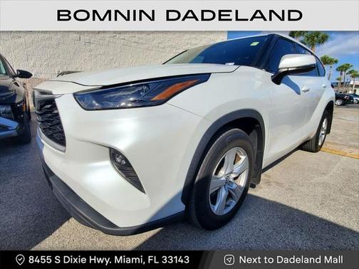 2022 Toyota Highlander LE