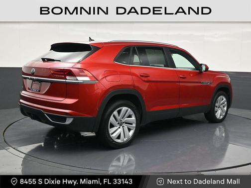 2022 Volkswagen Atlas Cross Sport 3.6L V6 SE w/Technology