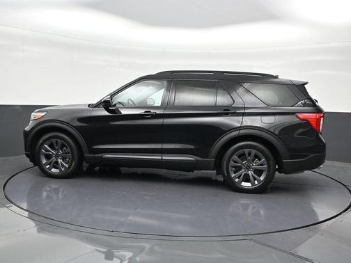 Black Metallic 2024 Ford Explorer XLT