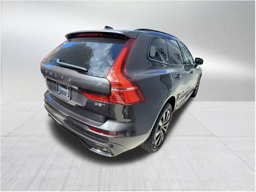 2024 Volvo XC60 B5 Core