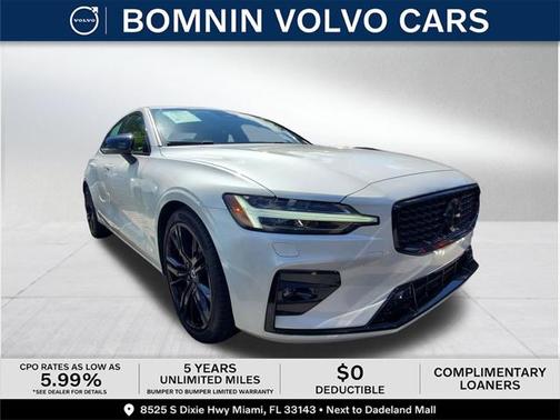 2023 Volvo S60 B5 Plus Black Edition