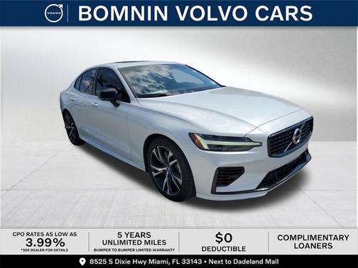 2022 Volvo S60 Recharge Plug-In Hybrid T8 R-Design Expression