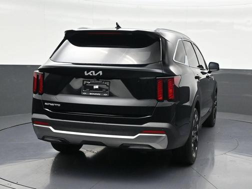 2024 Kia Sorento EX