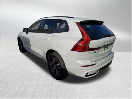 2025 Volvo XC60 B5 Core