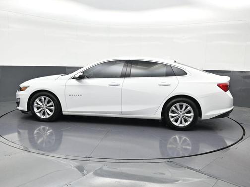 Summit White 2023 Chevrolet Malibu LT