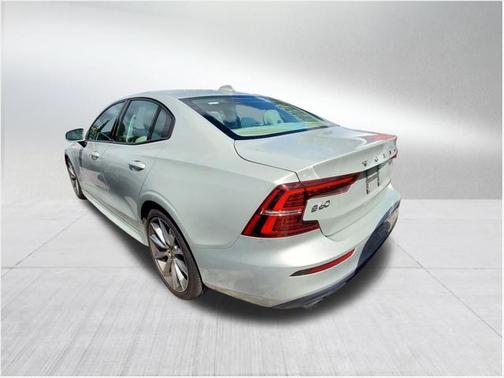 2019 Volvo S60 T5 Momentum