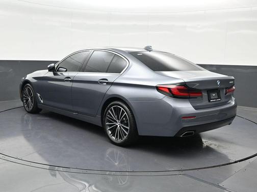 Bluestone Metallic 2022 BMW 540 i