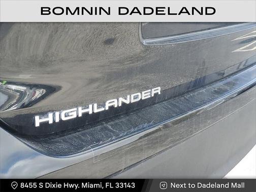 2024 Toyota Highlander LE I4
