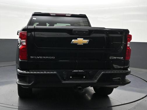 Black 2024 Chevrolet Silverado 1500 Custom