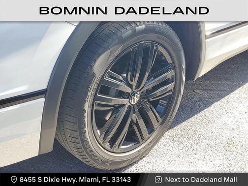 2022 Volkswagen Tiguan 2.0T SE R-Line Black