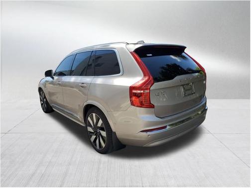 2023 Volvo XC90 Recharge Plug-In Hybrid Ultimate