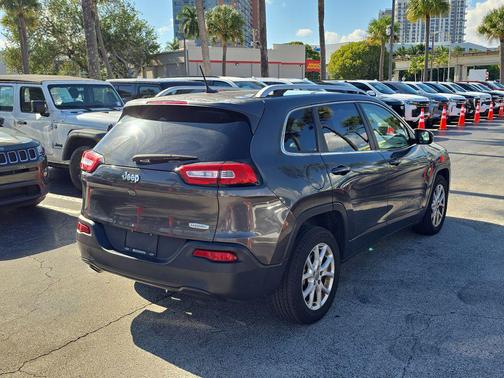 2016 Jeep Cherokee Latitude