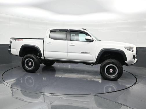 2020 Toyota Tacoma TRD Off-Road