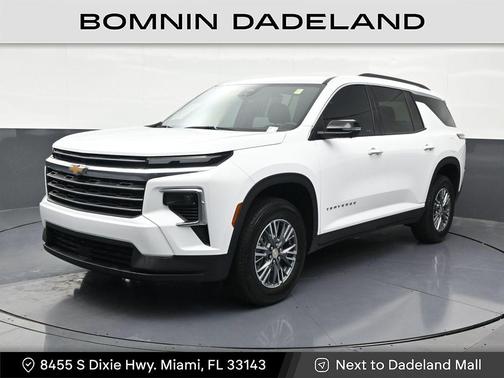 Summit White 2025 Chevrolet Traverse LT