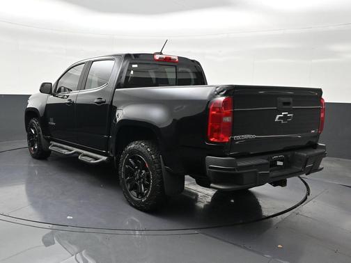Black 2018 Chevrolet Colorado LT