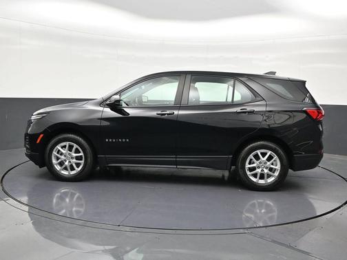 Mosaic Black Metallic 2024 Chevrolet Equinox LS