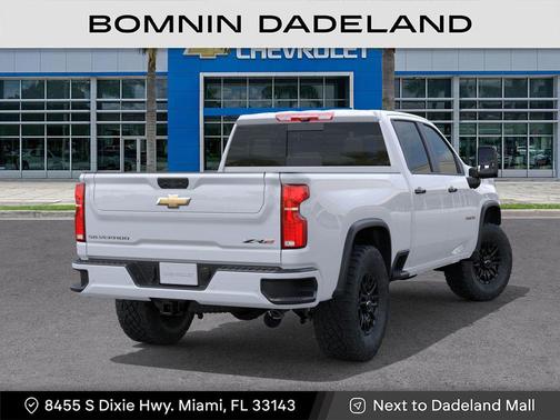 Summit White 2026 Chevrolet Silverado 2500 ZR2
