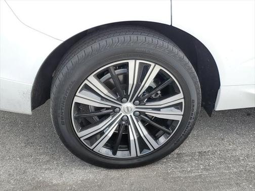 2022 Volvo XC60 B6 Inscription