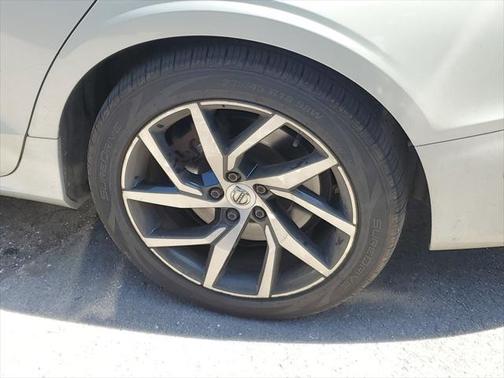 2019 Volvo S60 T6 Momentum