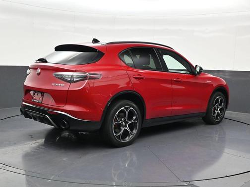 Alfa Rosso 2024 Alfa Romeo Stelvio Veloce
