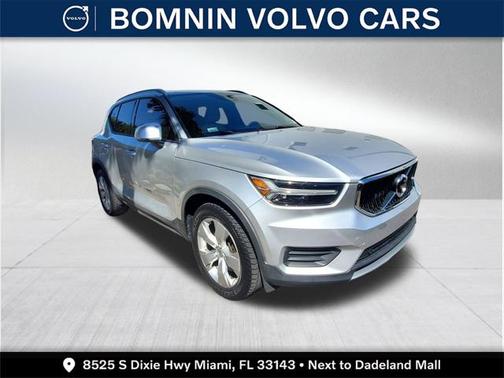 2019 Volvo XC40 T5 Momentum