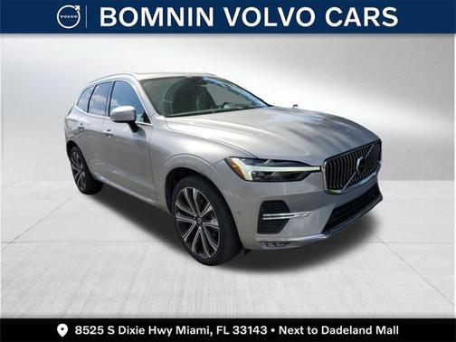 2023 Volvo XC60 B5 Ultimate Bright Theme