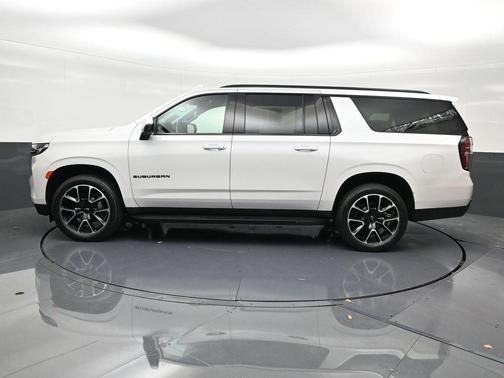 2024 Chevrolet Suburban RST