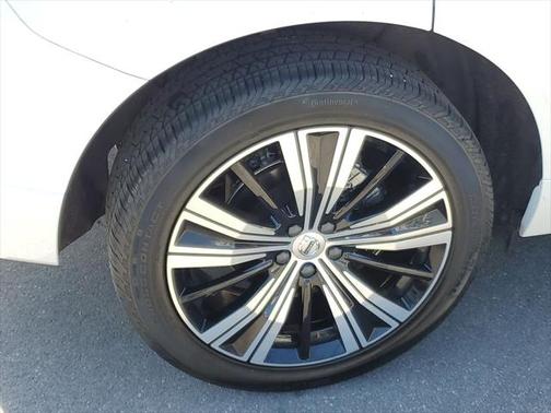 2022 Volvo XC60 B5 Inscription