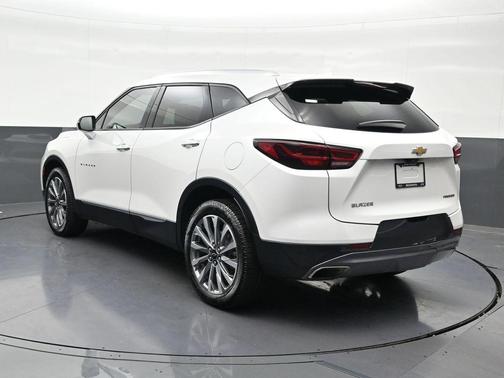 Pearl 2023 Chevrolet Blazer Premier