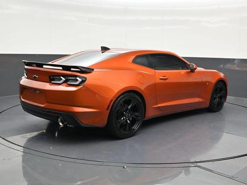 Orange Metallic 2024 Chevrolet Camaro 1LT