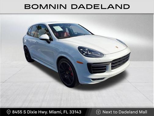 2017 Porsche Cayenne GTS